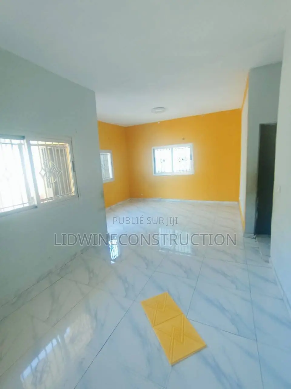 3chbre Duplex dans Bingerville à Vendre