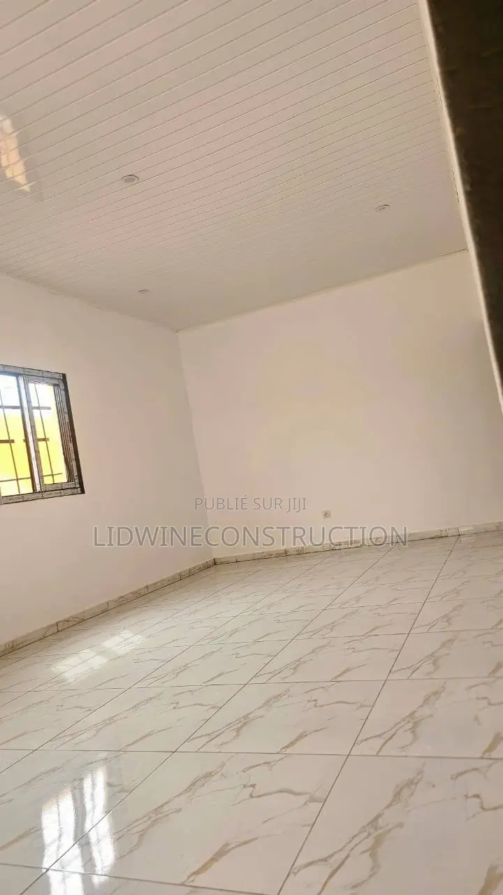3chbre Villa dans Bingerville à Vendre