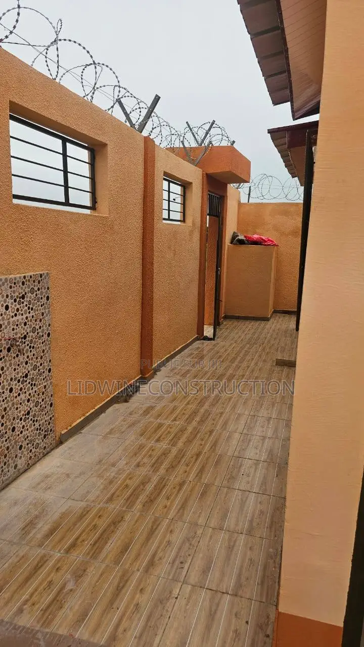 3chbre Villa dans Bingerville à Vendre
