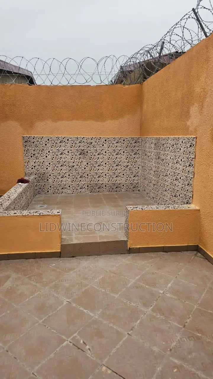 3chbre Villa dans Bingerville à Vendre