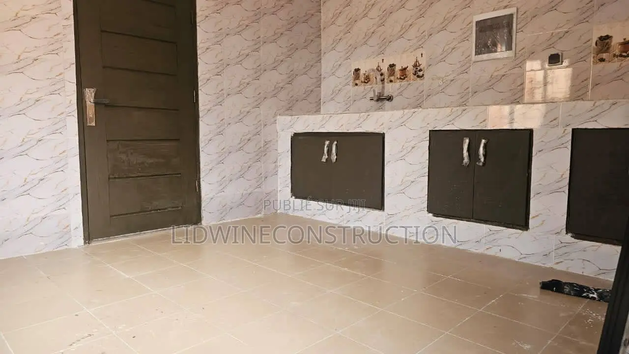 3chbre Villa dans Bingerville à Vendre