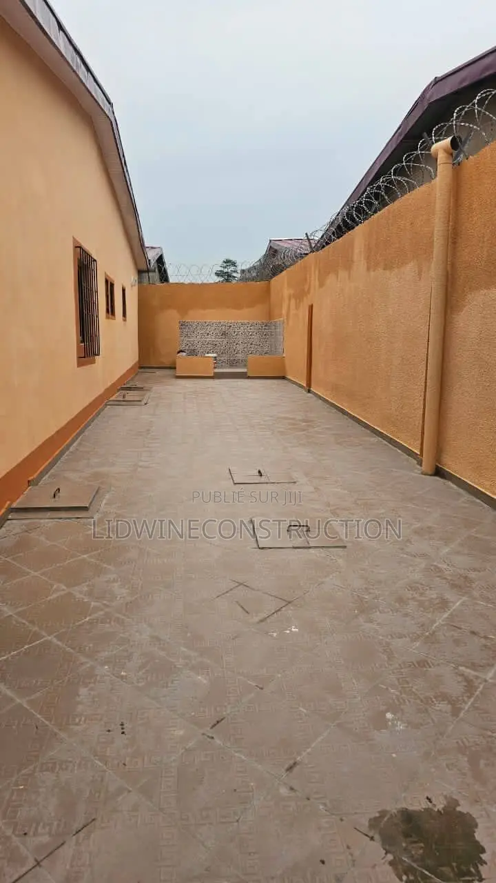3chbre Villa dans Bingerville à Vendre