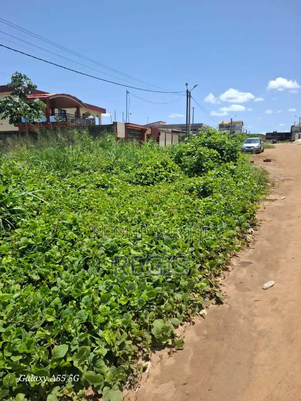 Terrain 300m2 À Bingerville-Akandjé
