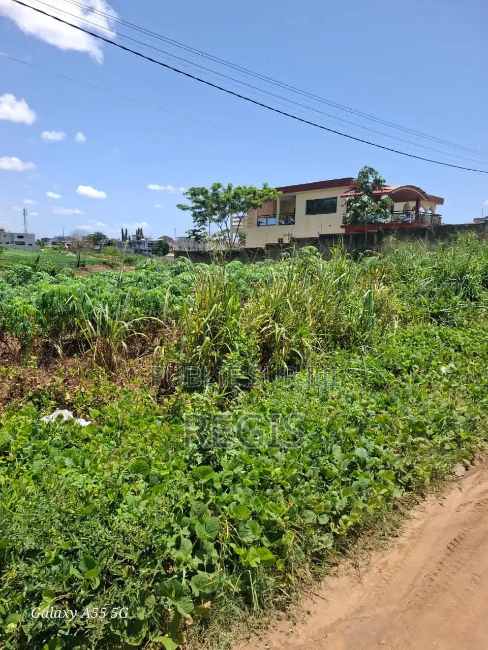 Terrain 300m2 À Bingerville-Akandjé