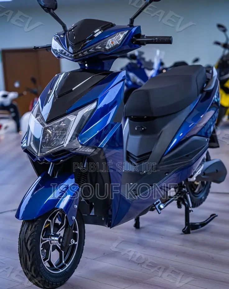 Nouveau TVS Apache 180 RTR 2025 Rouge