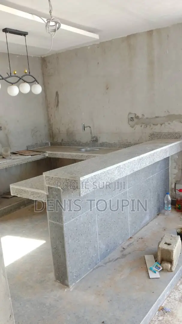 Duplex 6 Chambres+ Terrain Nu