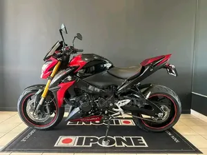 Nouveau Suzuki GSX-S 2015 Rouge