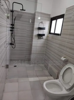 Meublé 4chbre Appartement dans Zié Multi-Service, Cocody à Vendre