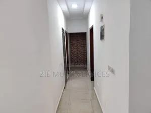 5chbre Duplex dans Zié Multi-Service, Cocody à Vendre
