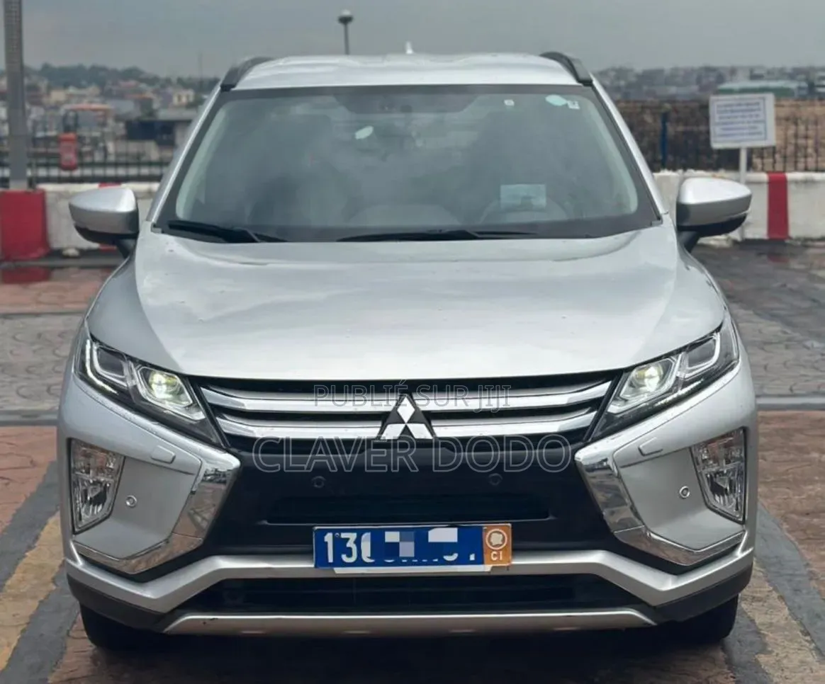 Mitsubishi Eclipse Cross 2021 Gris