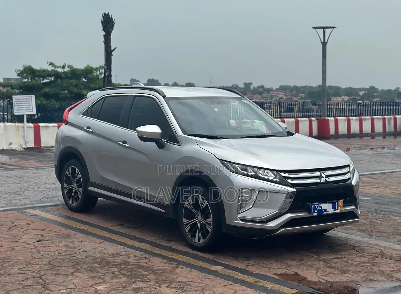 Mitsubishi Eclipse Cross 2021 Gris