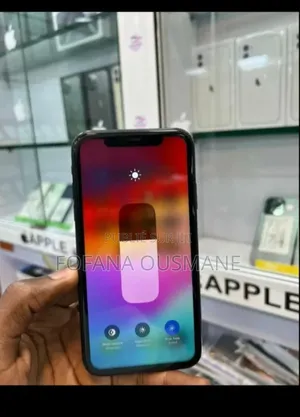 Nouveau Apple XR 128 GB Noir