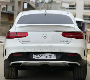 Mercedes-Benz GLE-Class 2018 Blanc