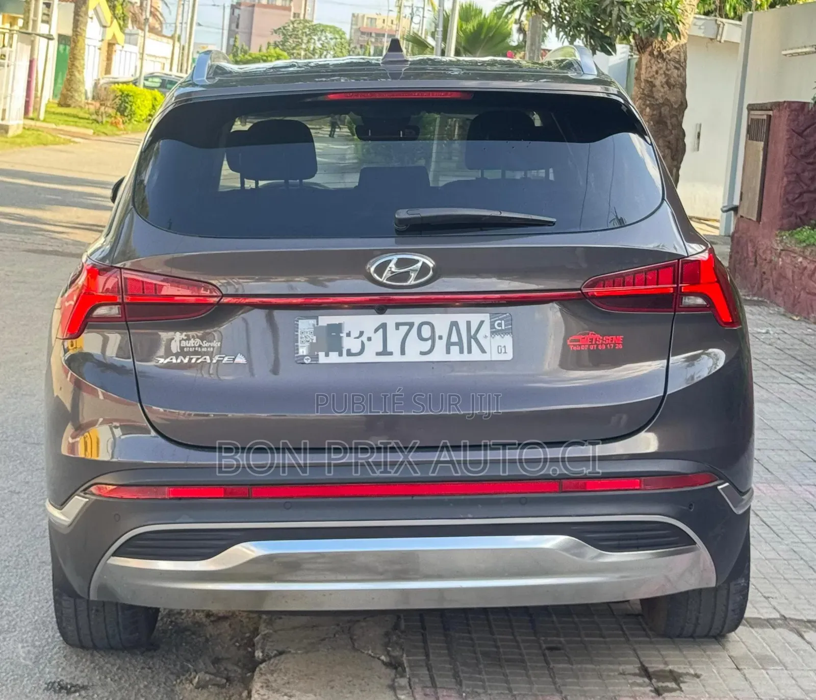 Hyundai Santa Fe Limited 2022 Beige