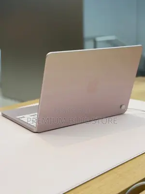 Nouveau Apple MacBook Neo 2026 16GB Intel Core M3 SSD 256GB