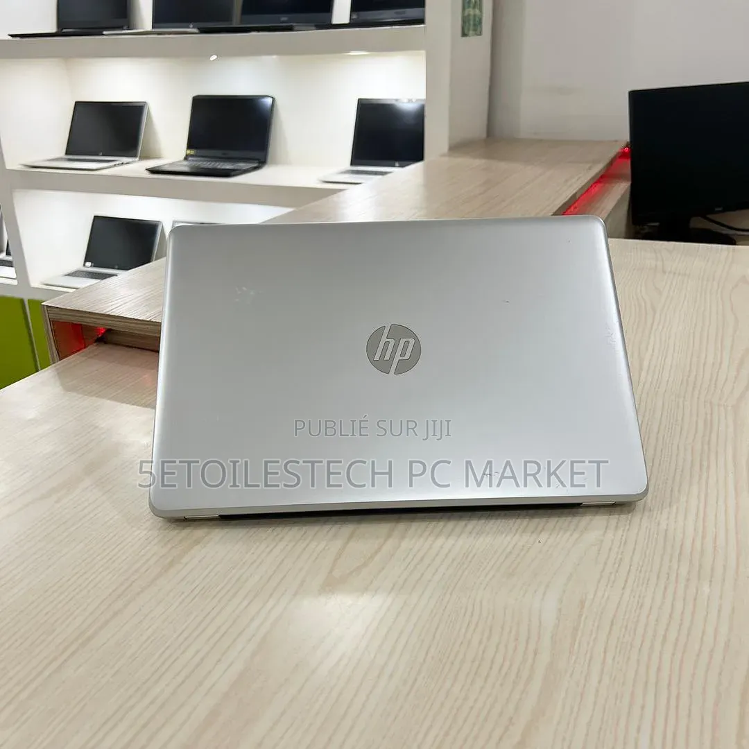 Nouveau HP Pavilion Gaming Laptop 15-dk2xxx 8GB Intel Core i5 SSD 256GB