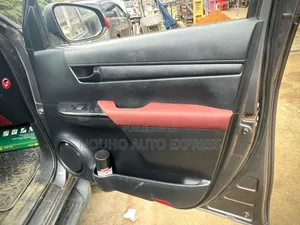 Toyota Hilux 2017 Gris