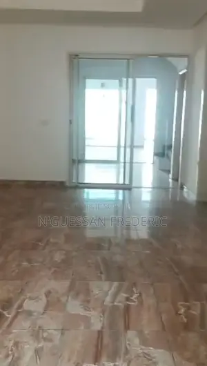 4chbre Duplex dans Marcory à Louer