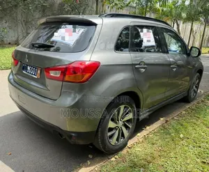 Mitsubishi ASX 2015 Gris