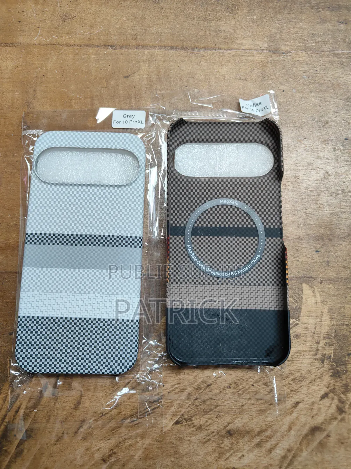 Google Pixel 9, 10 Texture Carbone