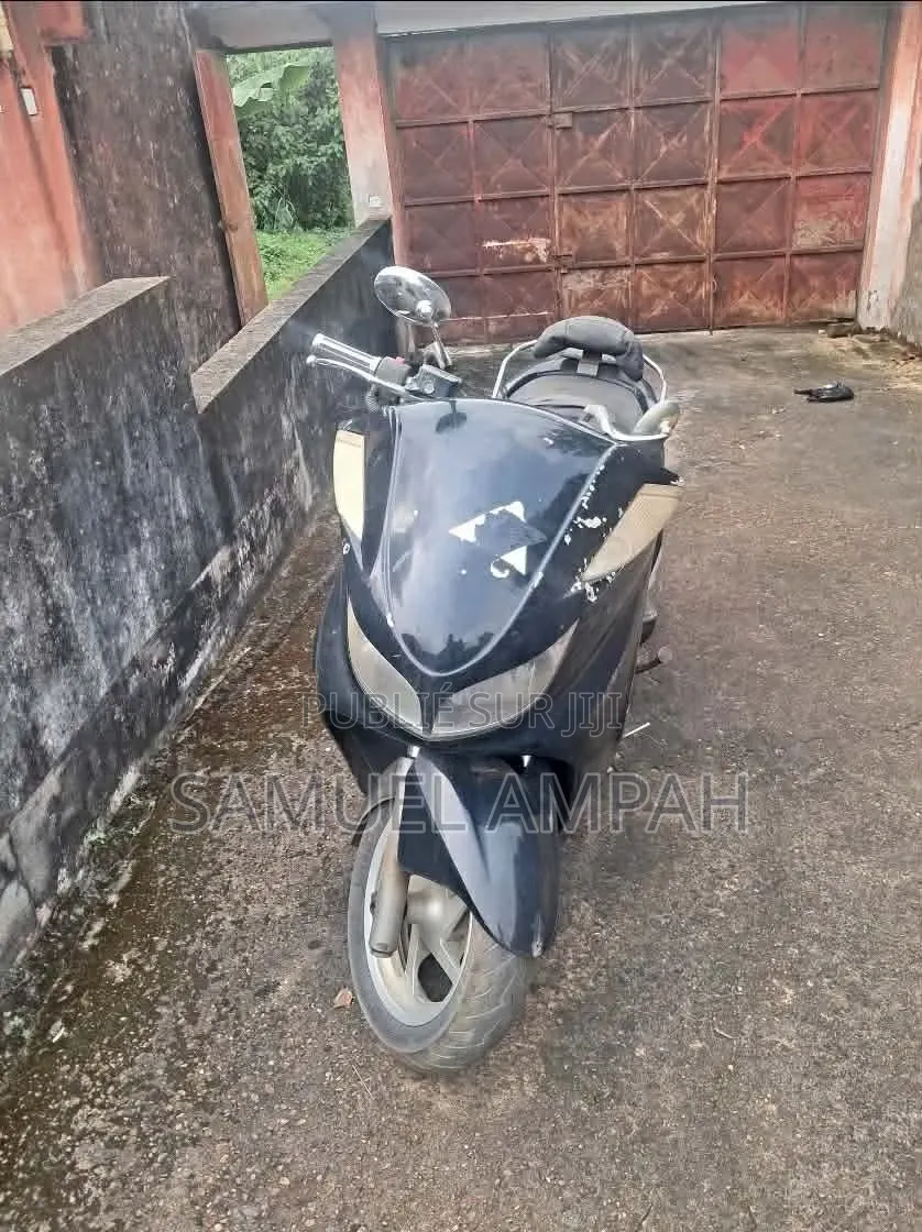 Yamaha Majesty 2022 Noir