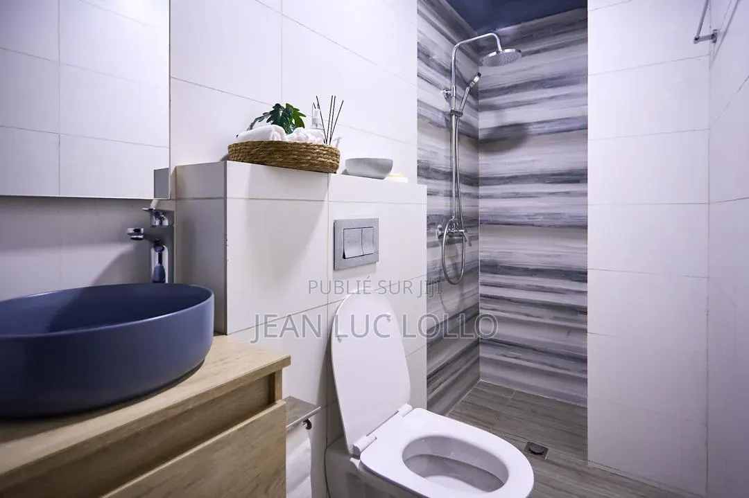 Meublé 1chbre Appartement dans Lollo, Cocody à Louer