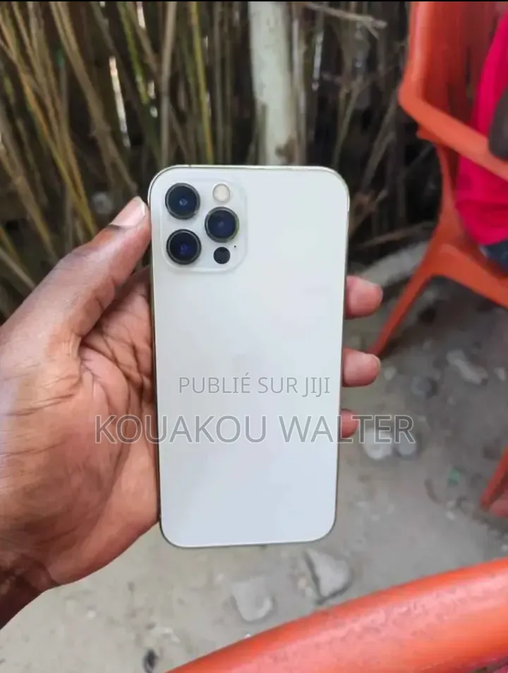 Nouveau Apple iPhone 12 Pro 128 GB Blanc