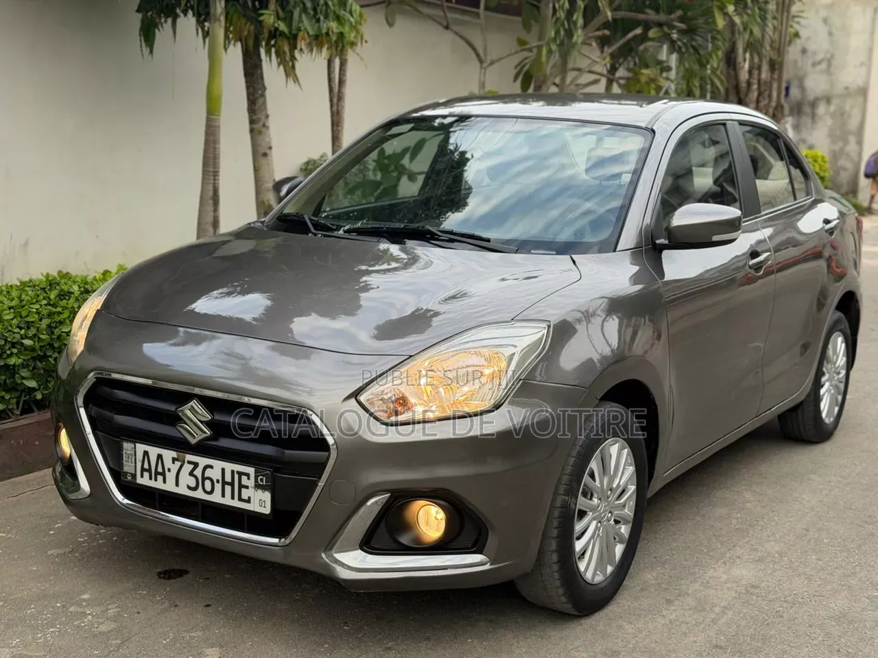 Suzuki Dzire 2024 Gris