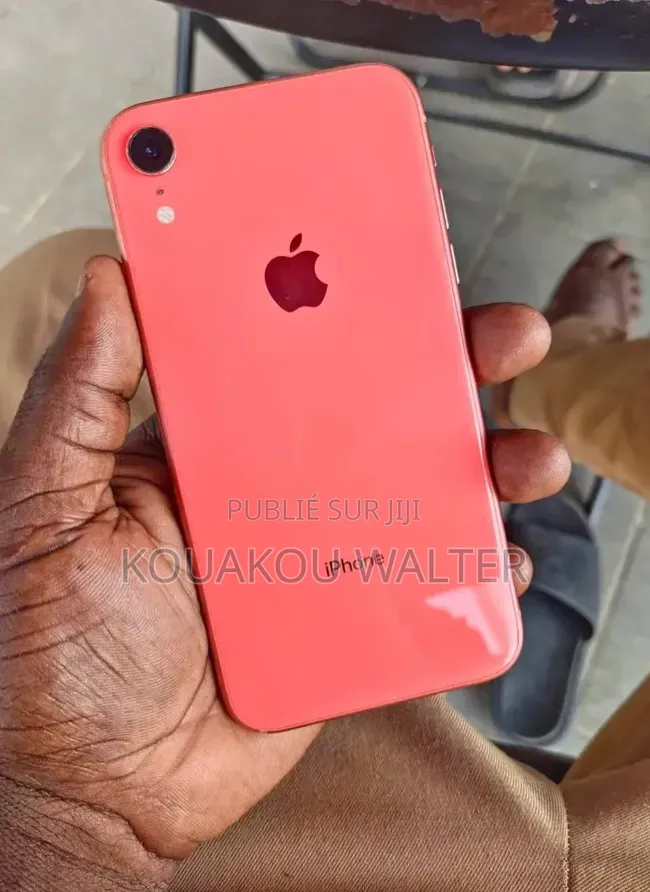 Nouveau Apple iPhone XR 128 GB Rouge