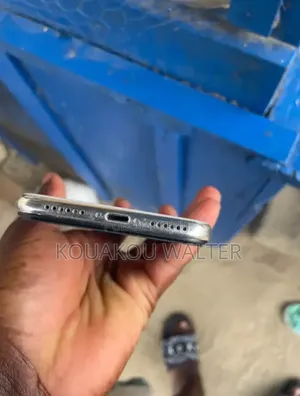 Nouveau Apple iPhone XR 128 GB Or rose