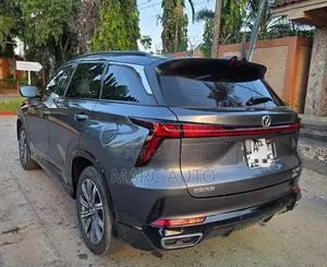 Changan CS75 2025 Gris