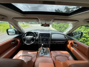 Nissan Patrol 2021 Gris
