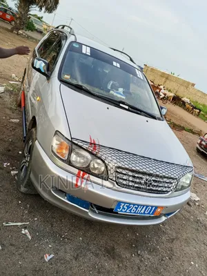 Toyota Picnic 2.0 FWD 2000 Gris