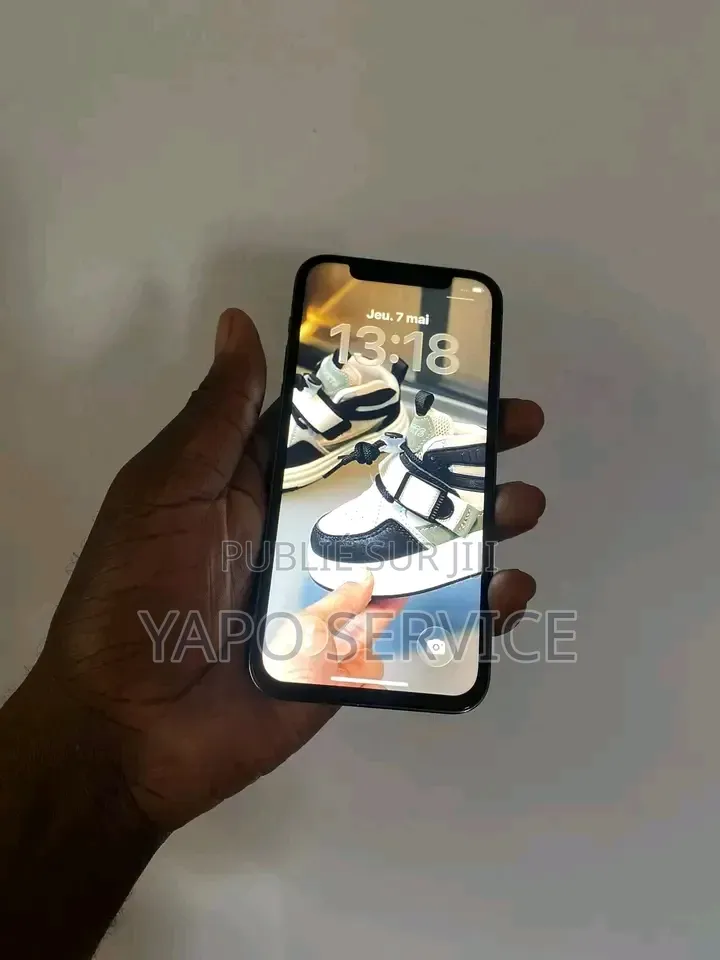 Nouveau Apple iPhone 12 Pro 256 GB Orange