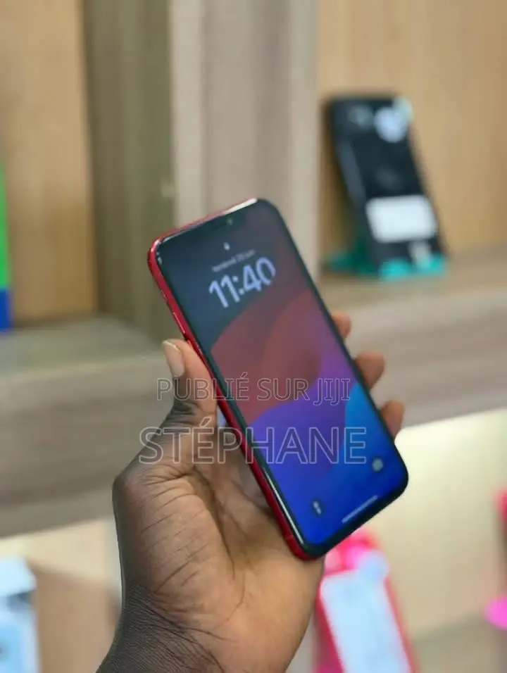 Nouveau Apple iPhone XR 64 GB Rouge