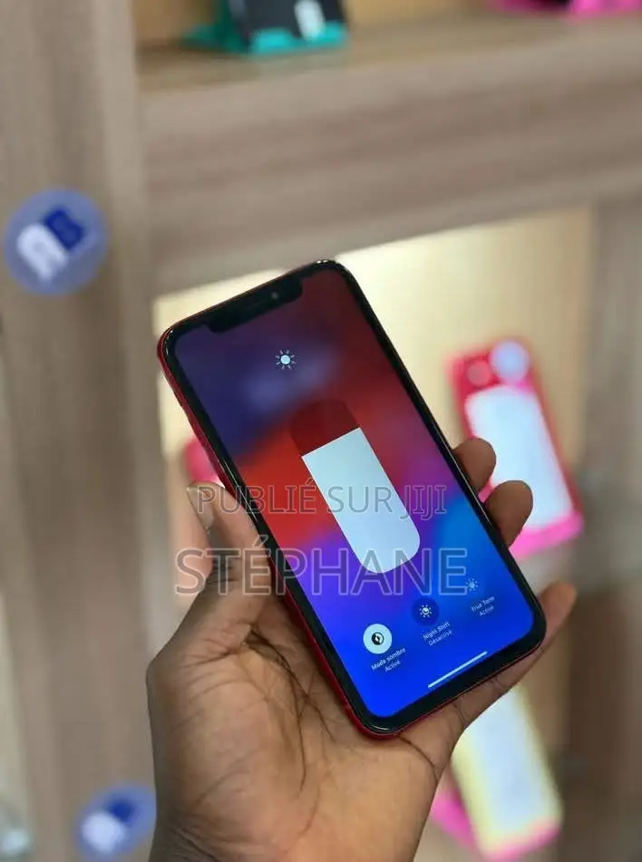 Nouveau Apple iPhone XR 64 GB Rouge