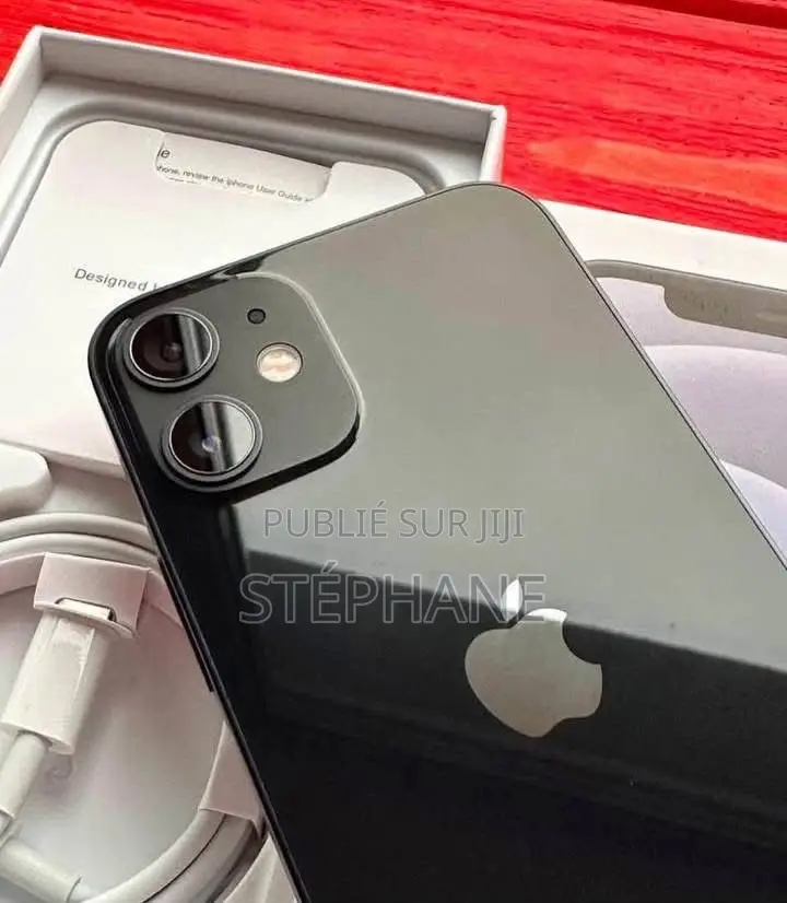 Nouveau Apple iPhone 11 128 GB Noir