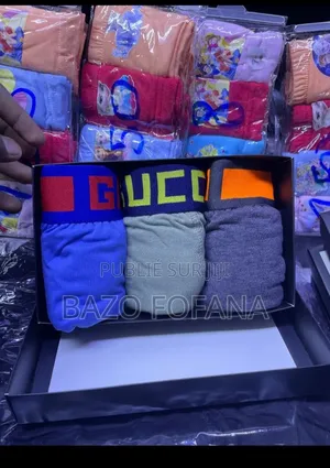 Des Sous Vêtements