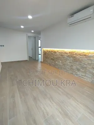 3chbre Appartement dans Adjamé à Louer