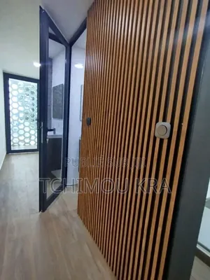 3chbre Appartement dans Adjamé à Louer