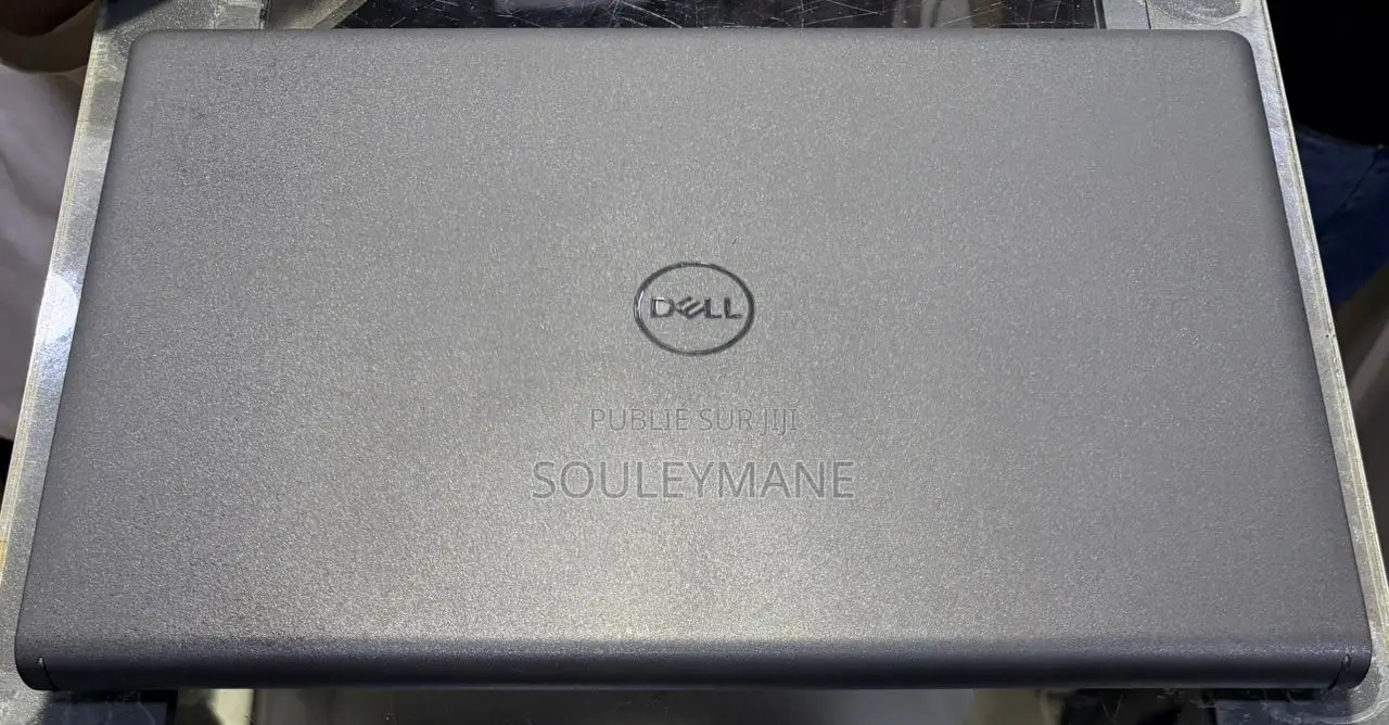 Ordinateur portable Dell Inspiron 11 3000 16GB Intel Core i7 SSD 512GB