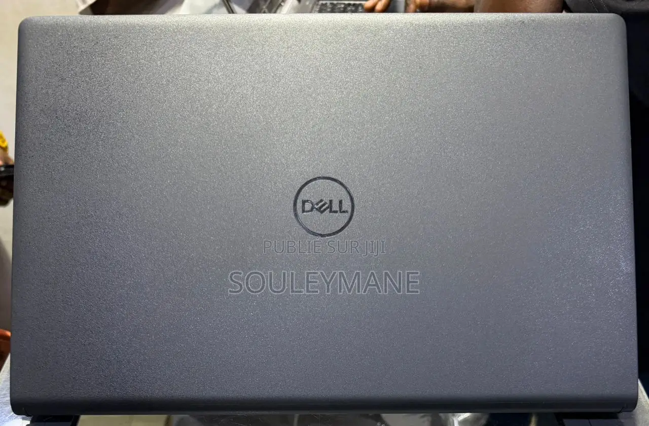Ordinateur portable Dell Inspiron 11 3000 16GB Intel Core i7 SSD 512GB