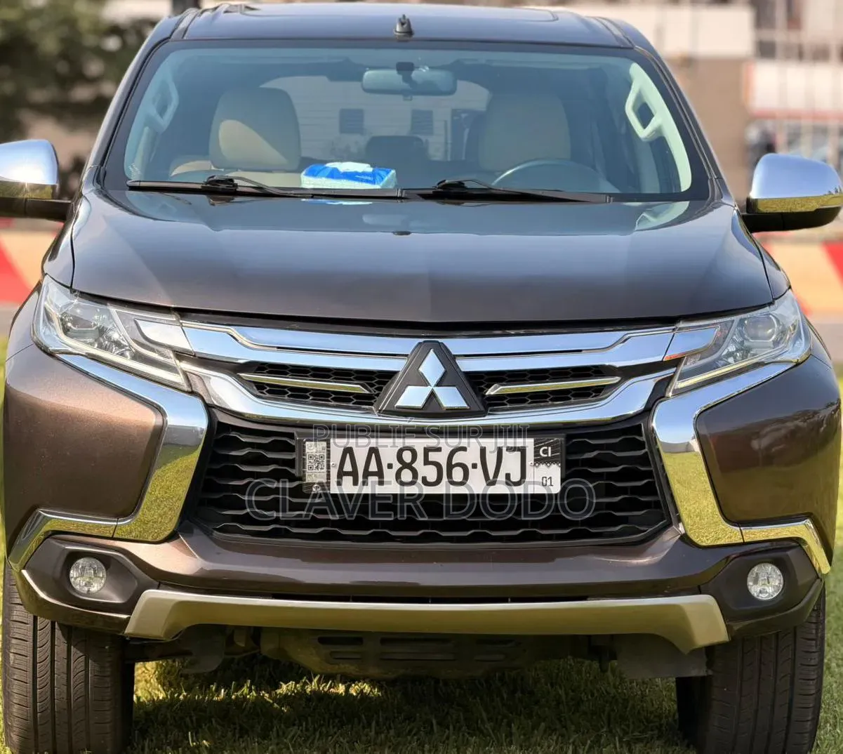 Mitsubishi Montero Sport 2021 Marron