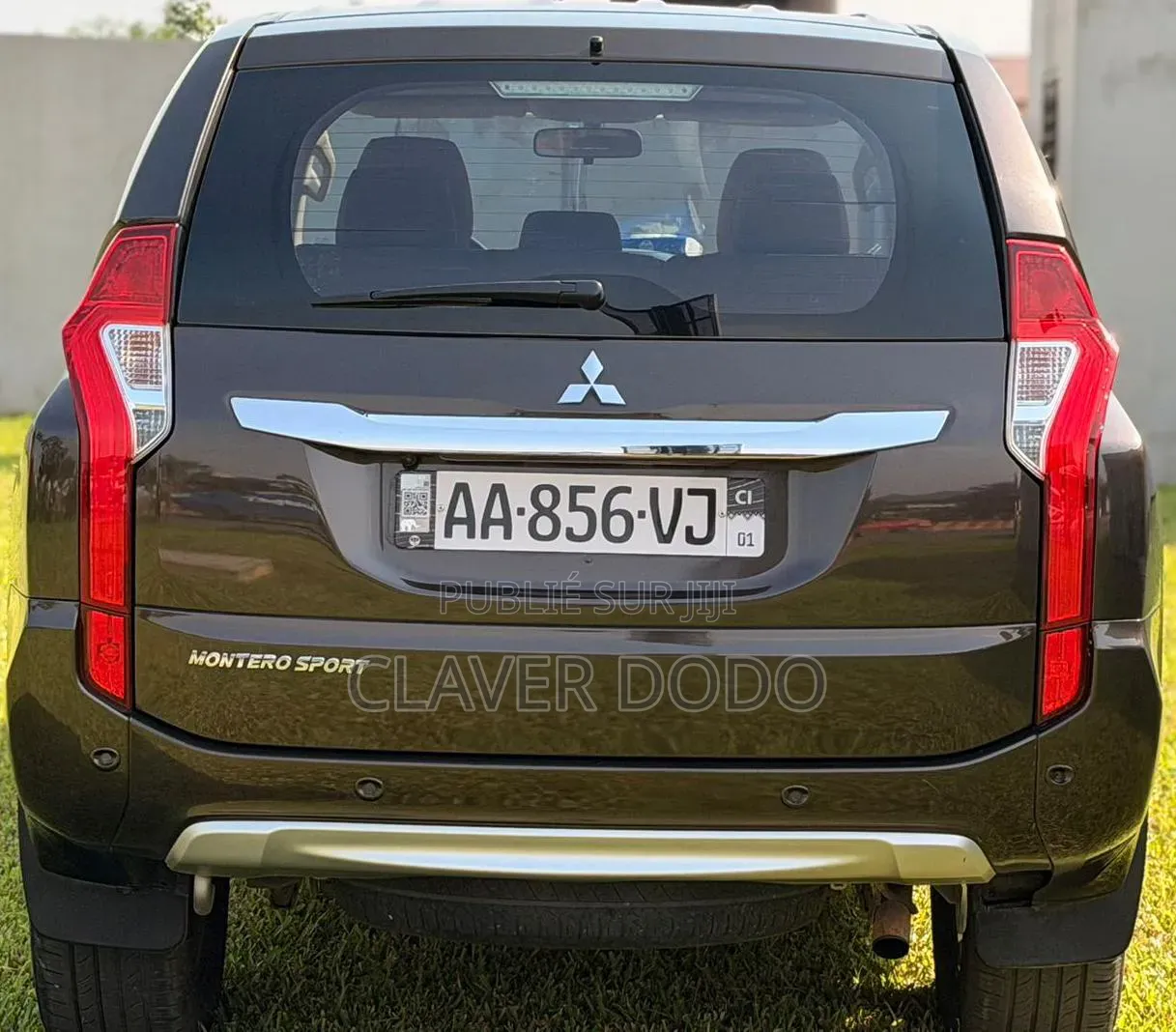 Mitsubishi Montero Sport 2021 Marron