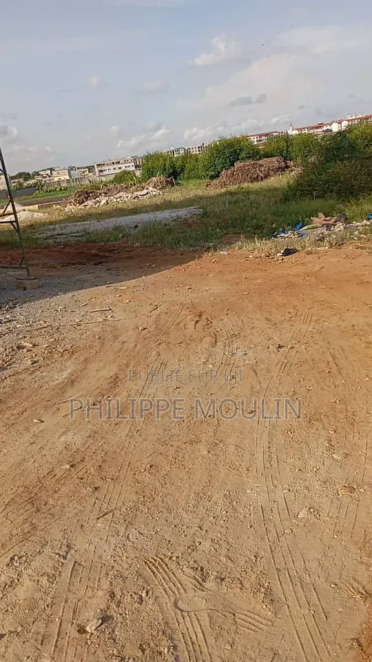 Terrain en Vente a Yamoussoukro Ebenezer