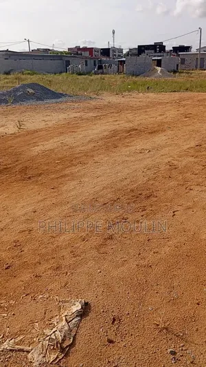 Terrain en Vente a Yamoussoukro Ebenezer