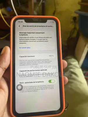 Apple iPhone 11 64 GB Rouge