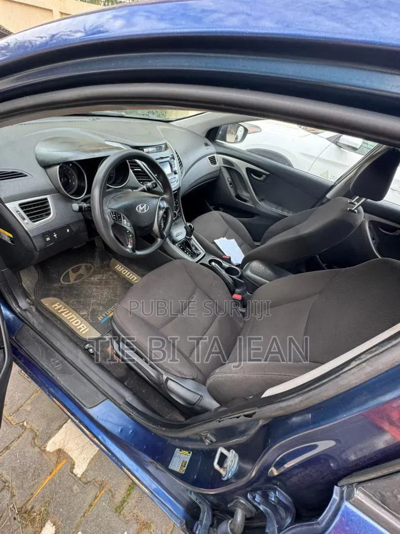 Hyundai Elantra 2016 Bleu