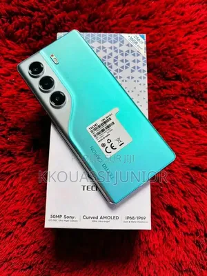 Nouveau Tecno Camon 40 256 GB Autre