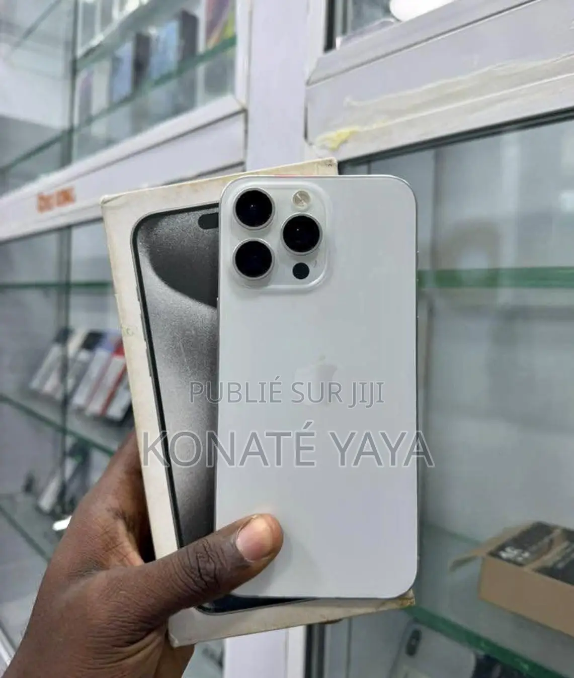 Nouveau Apple iPhone 15 Pro Max 256 GB Blanc